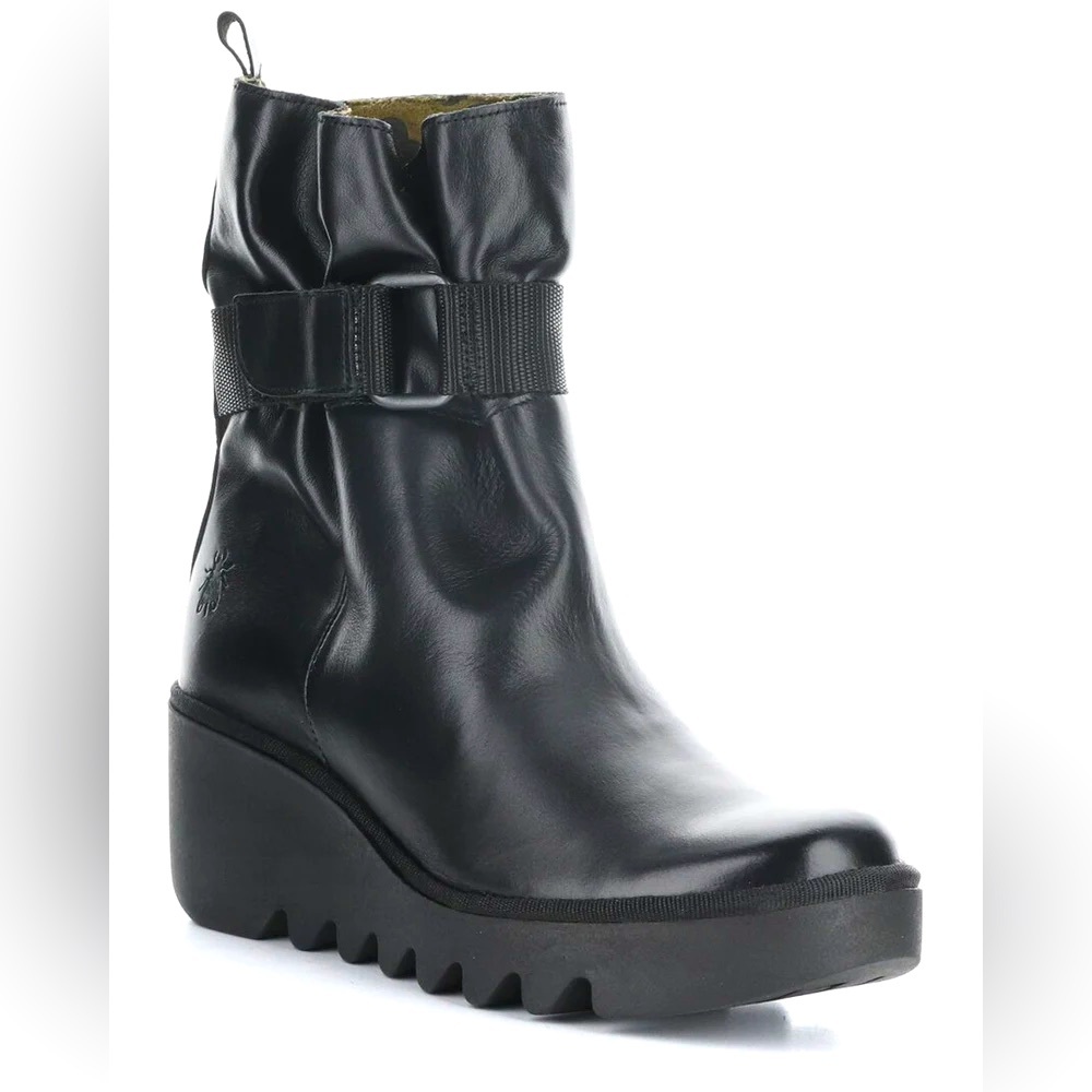 Fly London Platform Wedge Bootie made in Portugal
EU 39 US 8.5 Like New w/ box